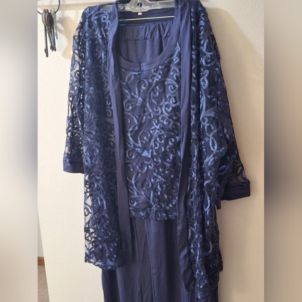Formal plus pantsuit